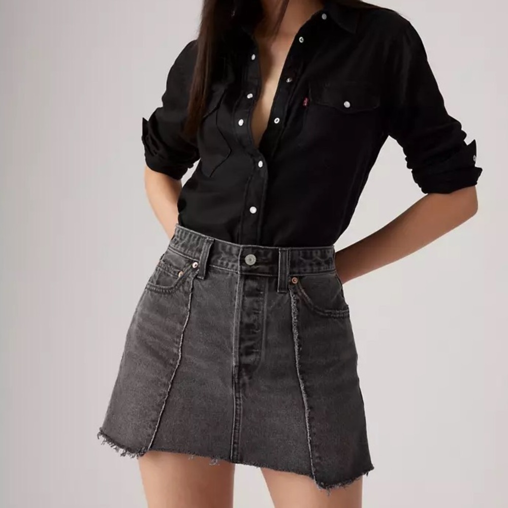 NWT Levi’s Recrafted Icon Skirt